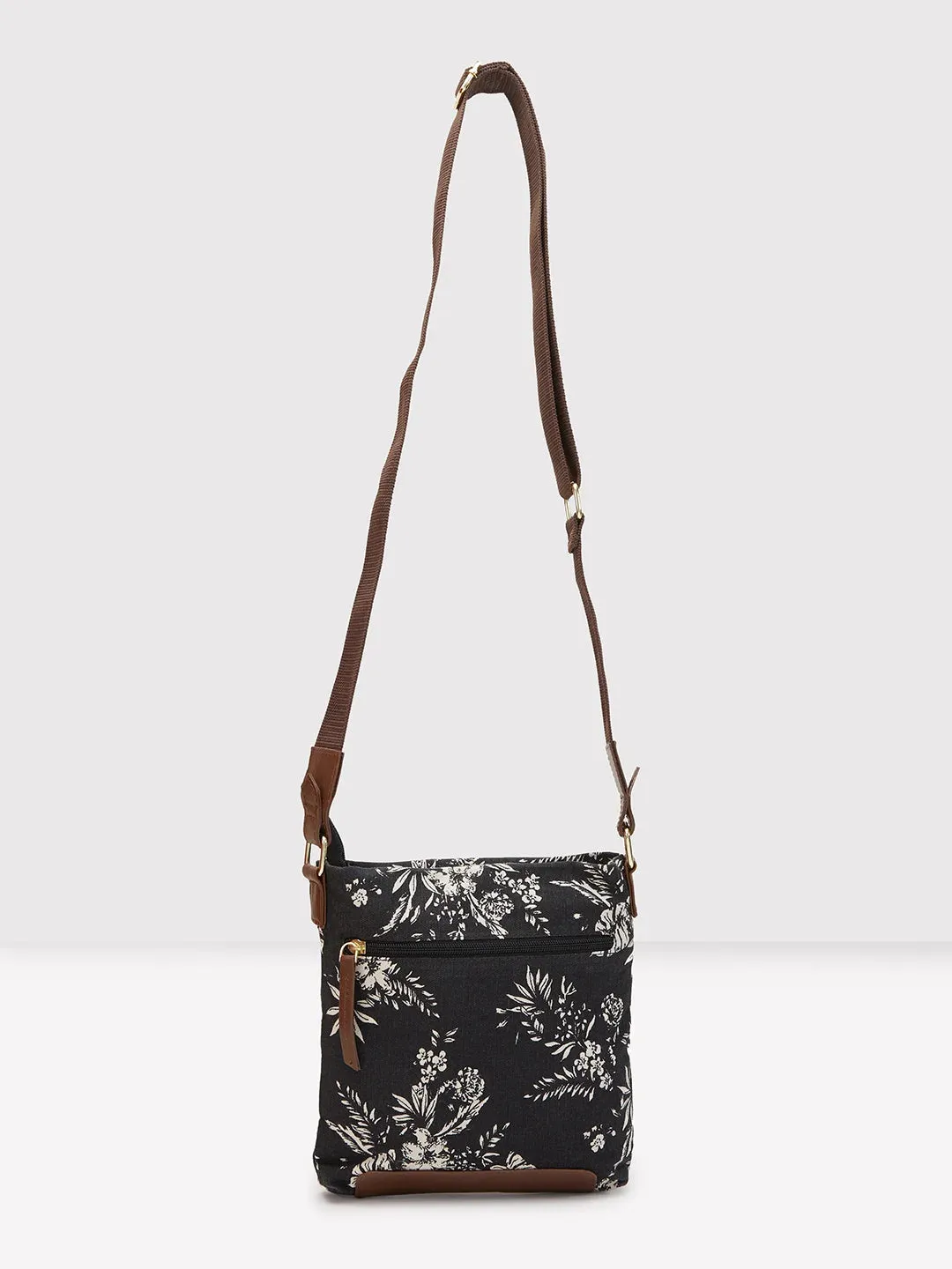 Caprese Kendall Sling Medium Black