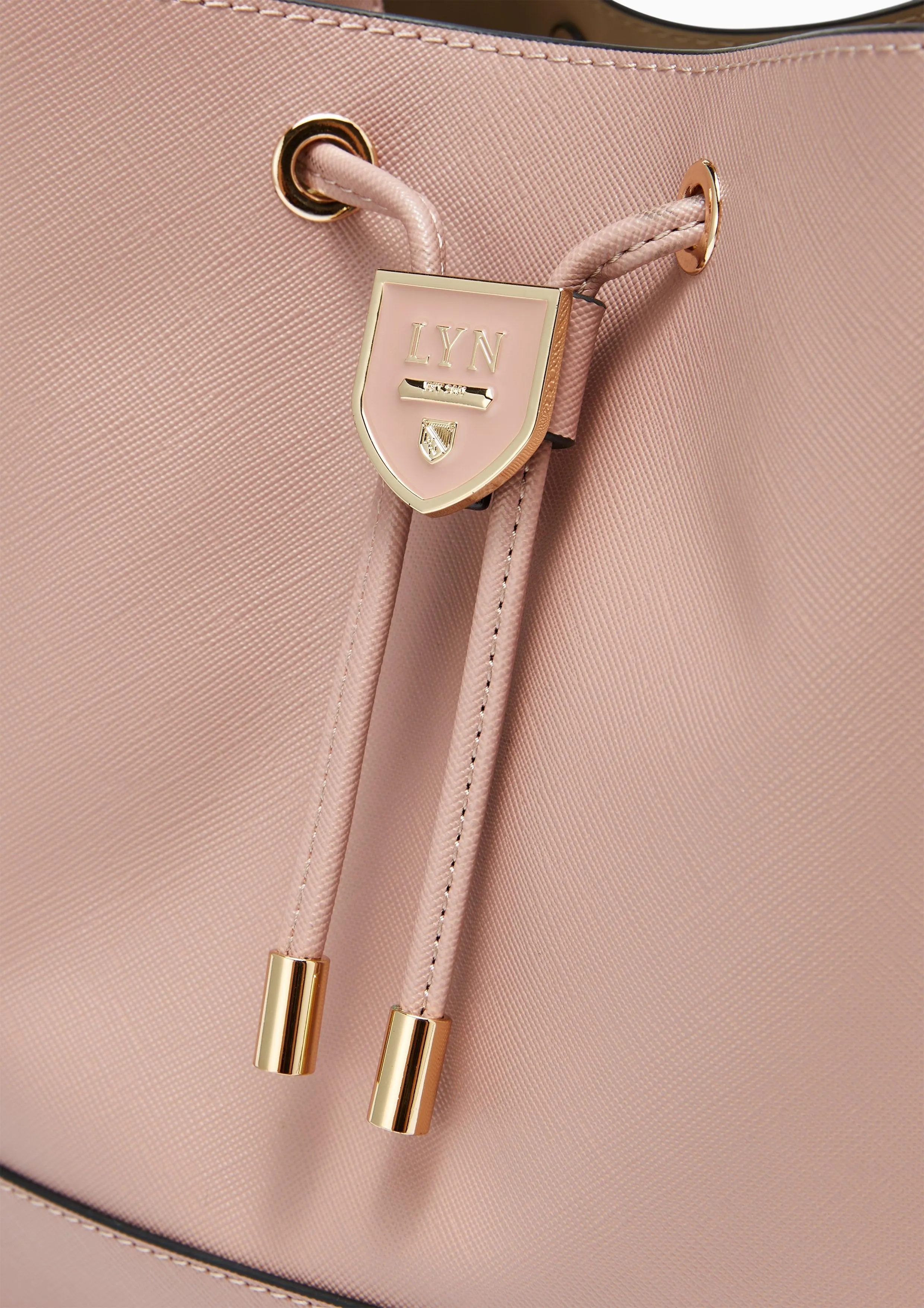 Carina Re-Edition Bucket Bag M Pink