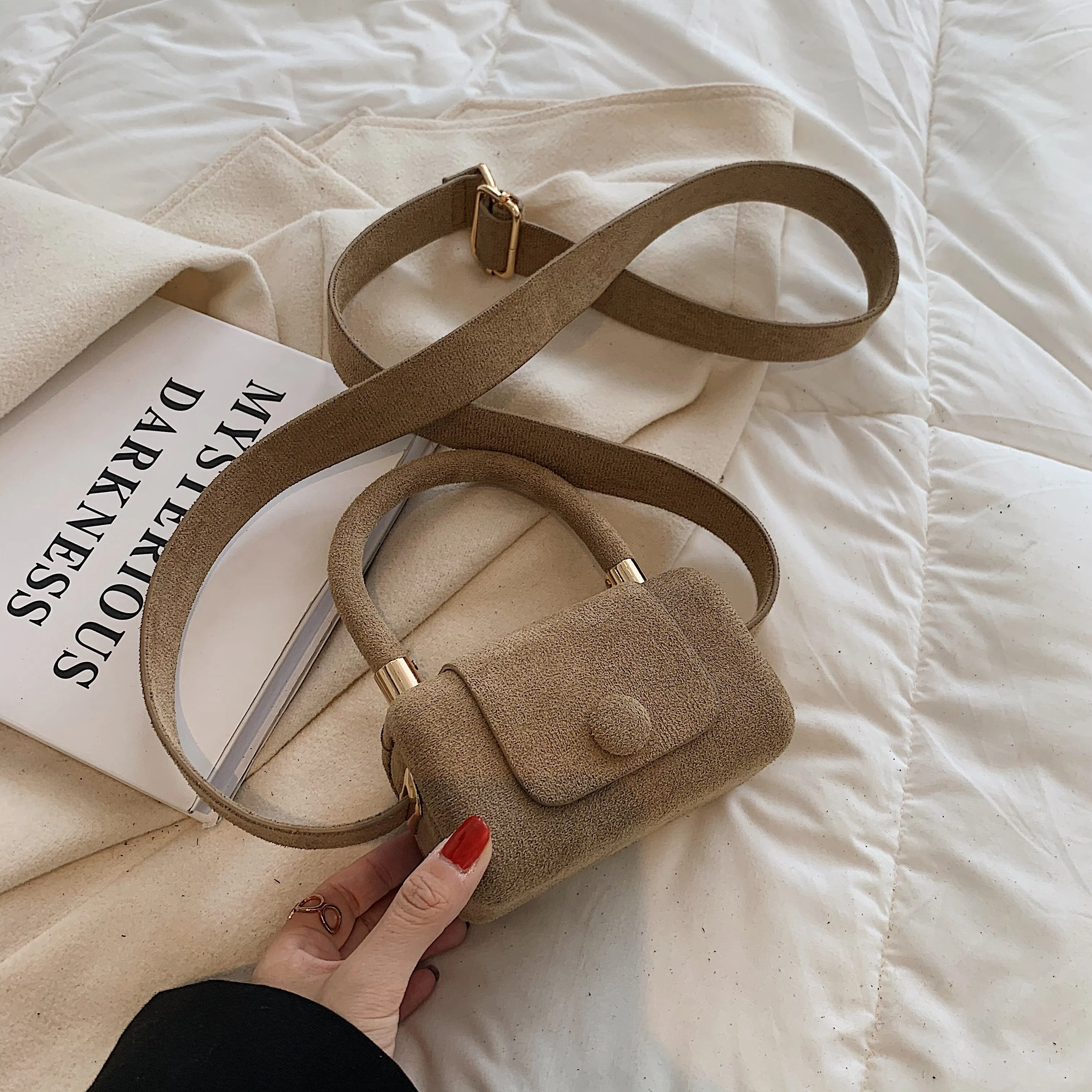 Christmas Gift с доставкой Small Vintage Faux suede Underarm Baguette Shoulder Crossbody Bags For Women 2021 Winter Simple Handbags and Purses