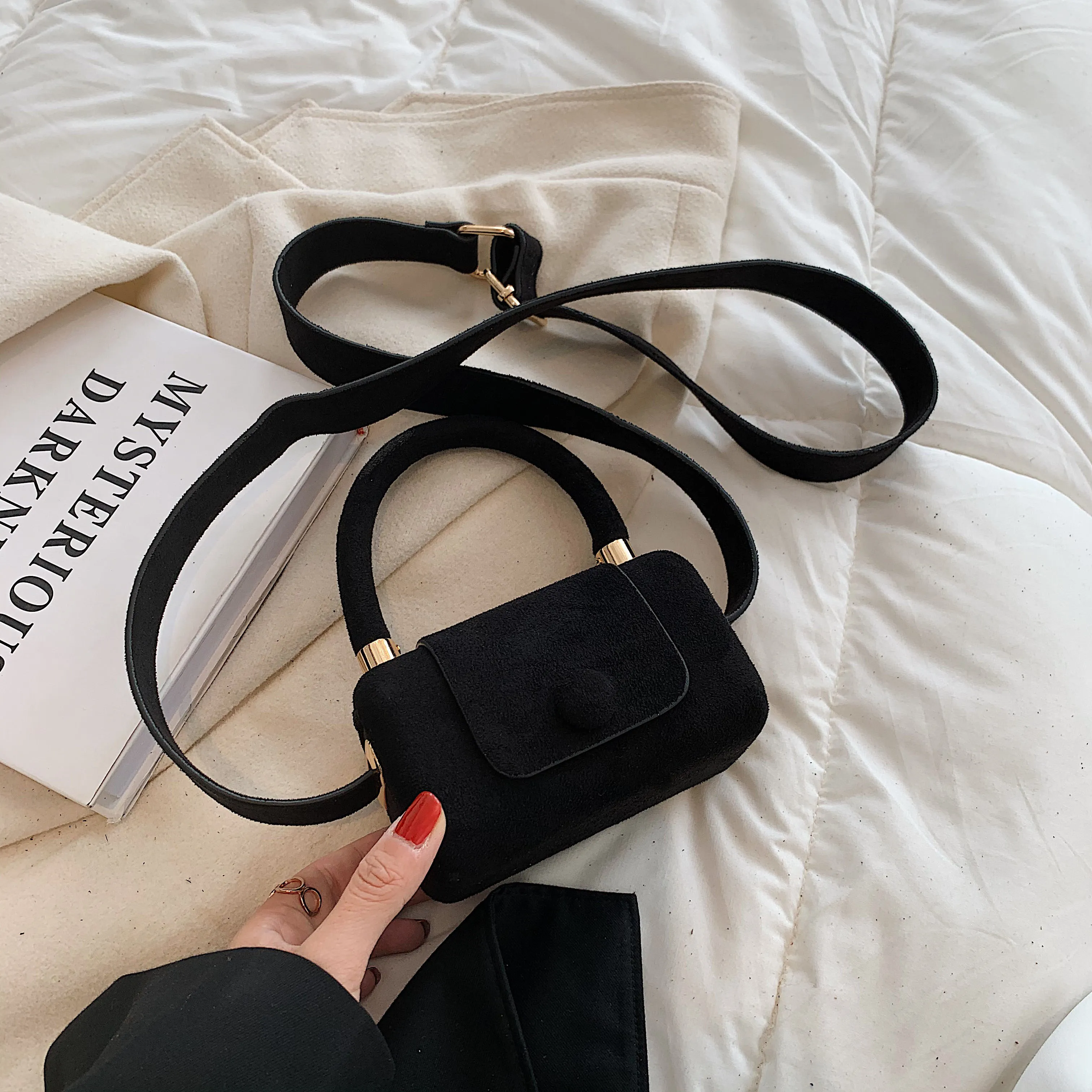 Christmas Gift с доставкой Small Vintage Faux suede Underarm Baguette Shoulder Crossbody Bags For Women 2021 Winter Simple Handbags and Purses