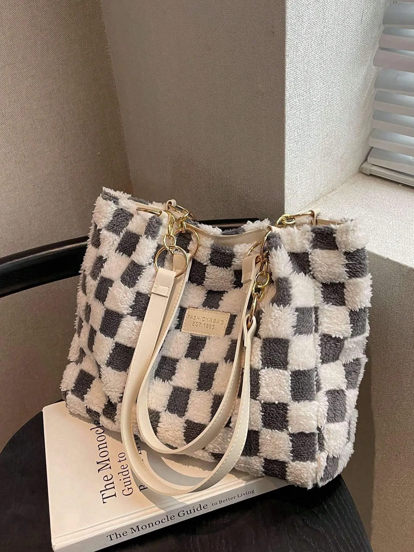 New Arrivals Plaid Pattern Lady's Stylish Tote Bag For Fall And Winter